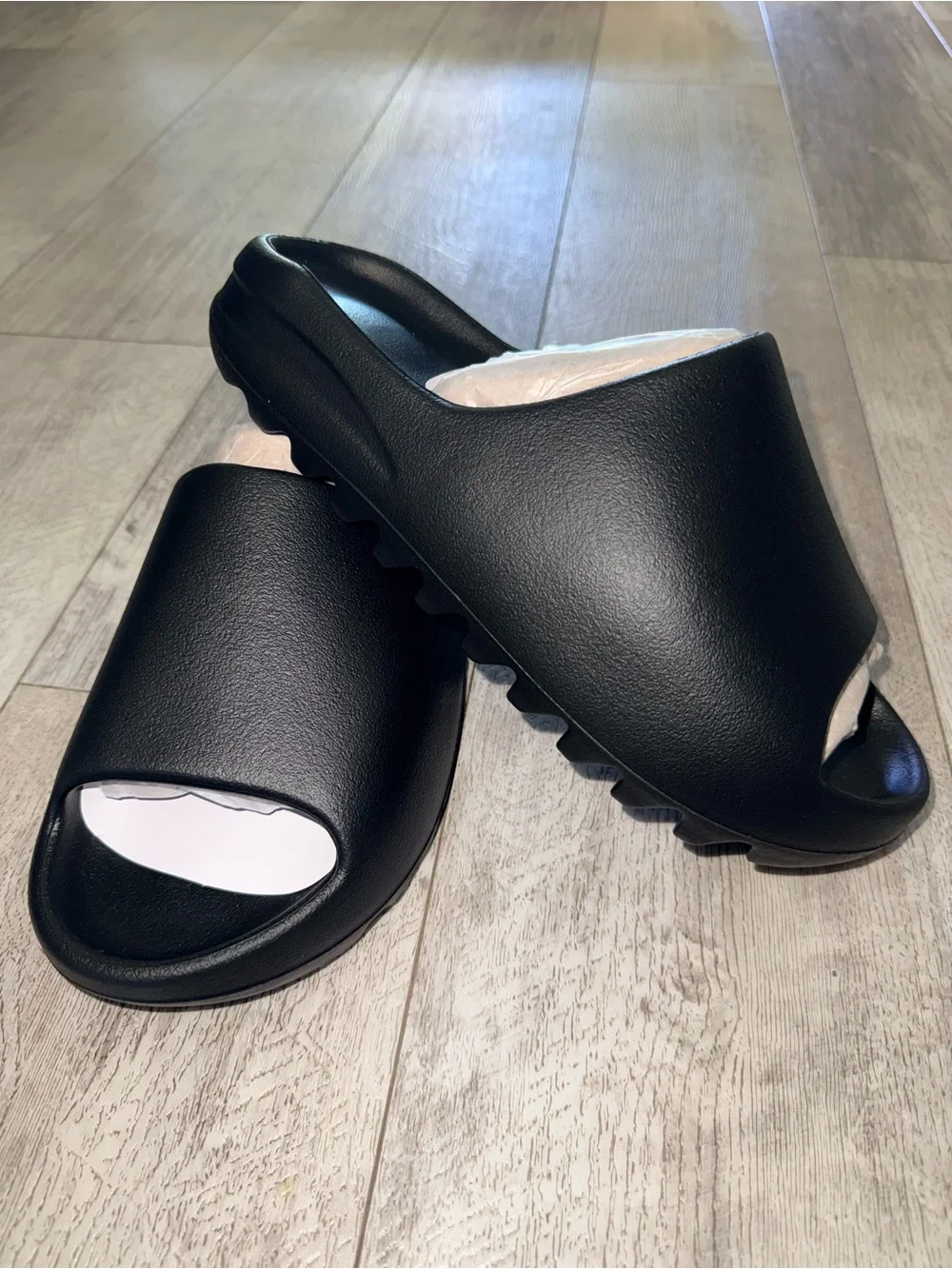 Title: YZY YS-01 Black Slide Sandals Size 9 New